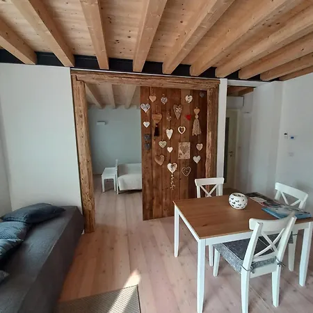 Pie Castello לינה וארוחת בוקר